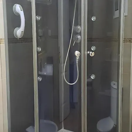Con Piscina Privada Y Jardin Holiday home