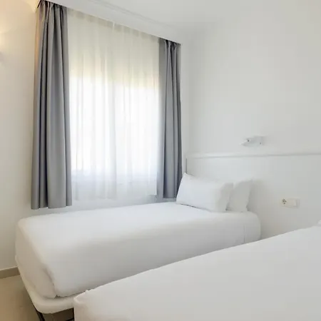 Apart Otel Ilunion Sancti Petri Chiclana de la Frontera