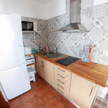 Chalet La Rana, En Urbanizacion Con Piscina Comunitaria *