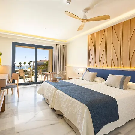 Hipotels Barrosa Palace & 5*