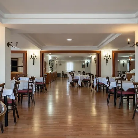 Hotel Balneario De Chiclana 3*