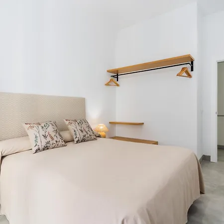 Casa De La Vega Apartahotel