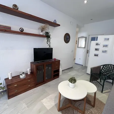 Empul Costa Sancti Petri Apartment *