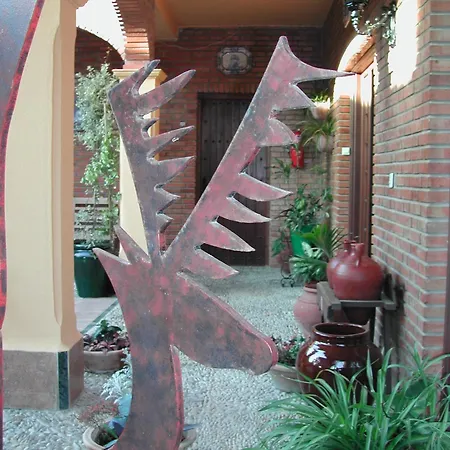 Hospederia Santiago 2*