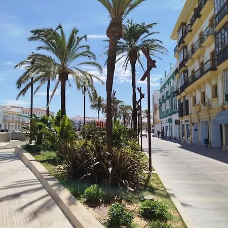 Apartamento En Chiclana Centro, Wi-fi En Alameda Del Rio * Chiclana de la Frontera