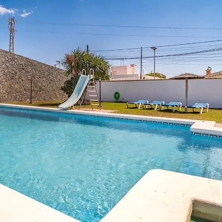 Stunning In Chiclana De La Fronter With Wifi Chiclana de la Frontera
