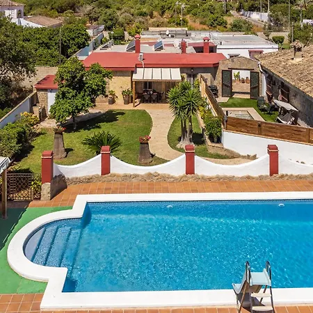 Holiday home Stunning In Chiclana De La Fronter With Wifi Chiclana de la Frontera