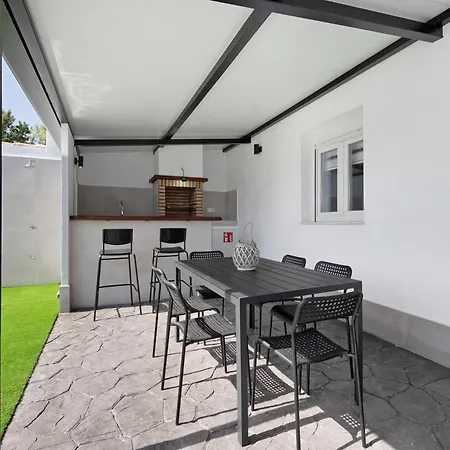 Joal Piscina Privada Holiday home *