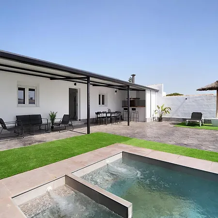 Dafer Piscina Privada