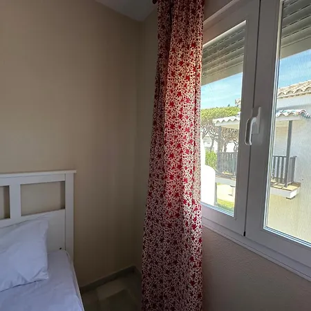 La Almadraba Segunda Pista Apartment