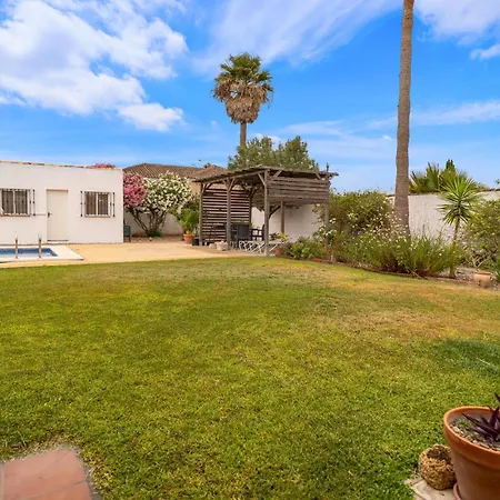 Pet Friendly In Holiday home Chiclana de la Frontera