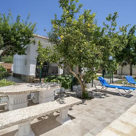 Good Vibes Villa