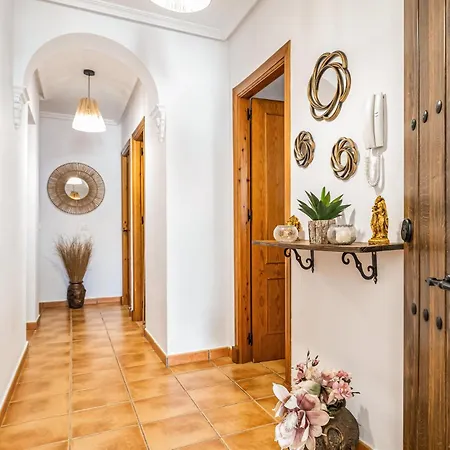 Cozy In Chiclana De La Fronter With Wifi Holiday home *