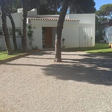 Diseno Y Luz Entre Pinos Holiday home Chiclana de la Frontera