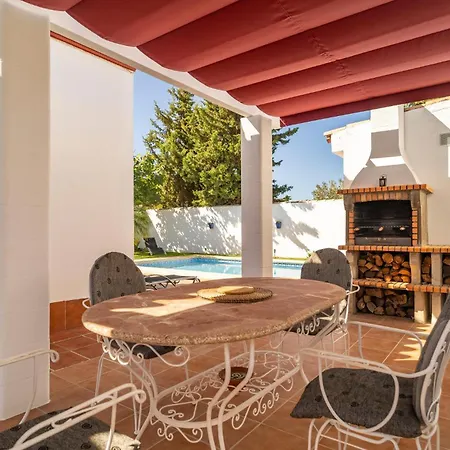 Сasa de vacaciones Lovely In Chiclana De La Fronter With Wifi *