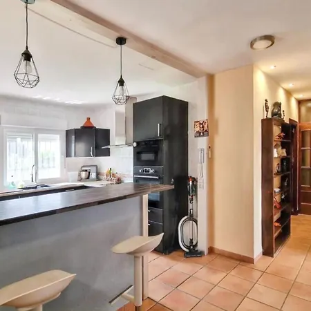 Soleada: Chiclana Retreat With Private Pool Villa *