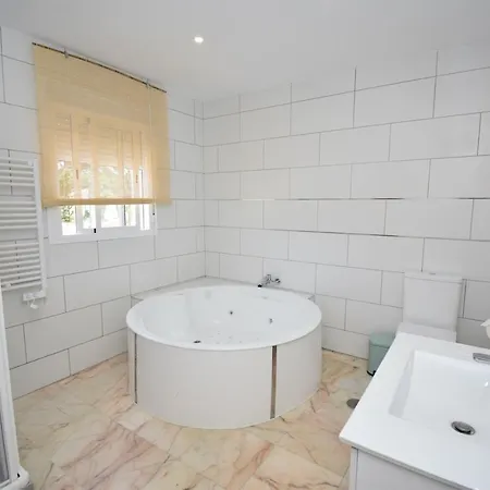 Chici - Chiclana Villa