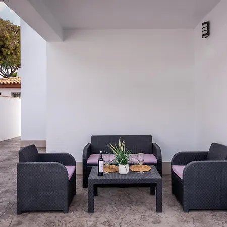 Empul La Caracola Villa