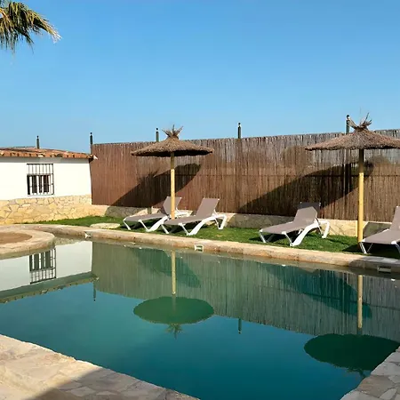 Holiday home Acogedor Con Piscina Privada Chiclana de la Frontera