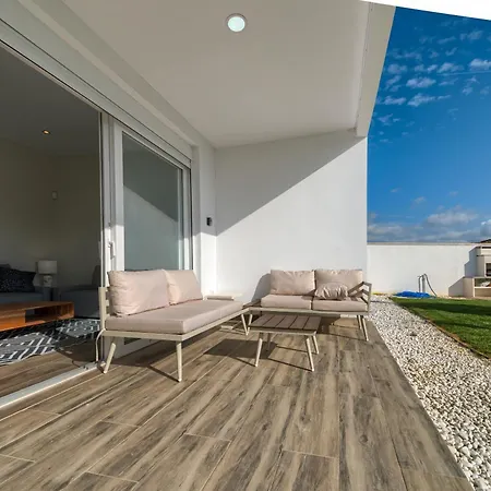 Villa Sanctipetri 10 Pax *