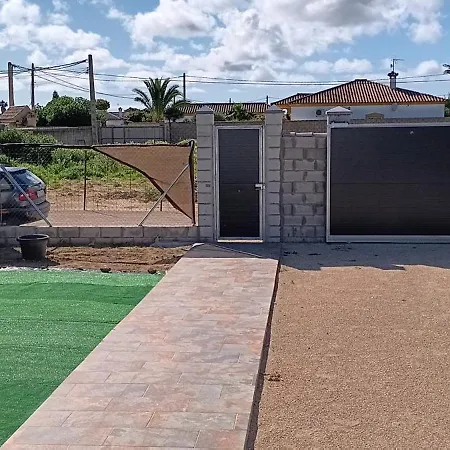 Semesterbostad Recinto Con Casa Prefabricada En Chiclana *
