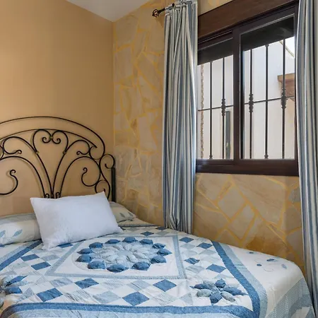 Holiday home Echizzo Chiclana de la Frontera