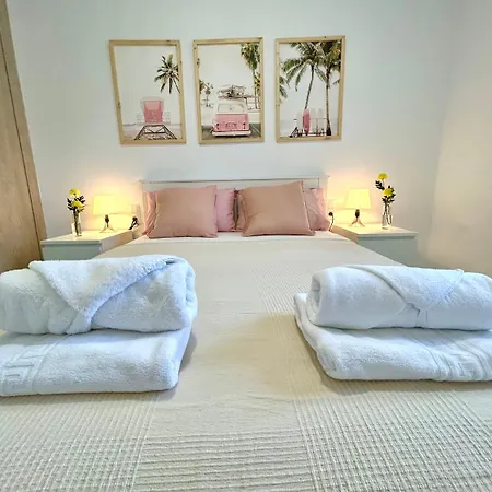Holiday home Gatu Serena Piscina Privada Mayores De 25 Anos Y Familias