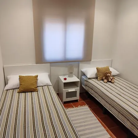 La Barrosa Bay Apartment *