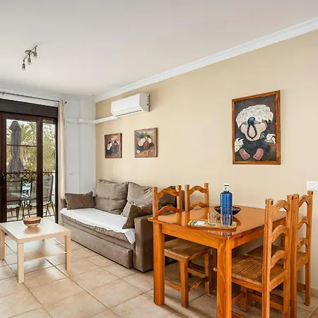 Apartment Coto 4 10 *