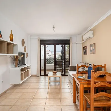 Coto 4 10 Apartment
