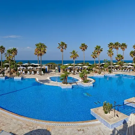 Hipotels Barrosa Palace &