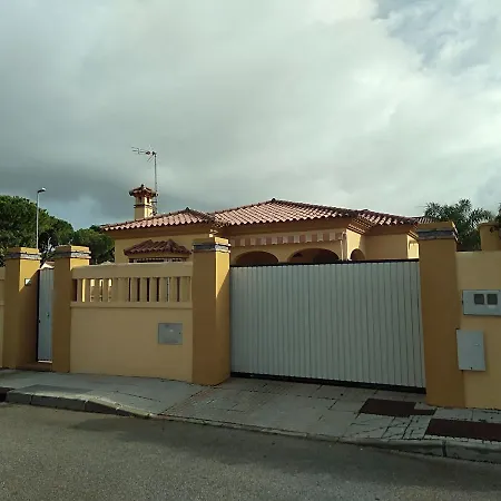 Chalet Popeye Con Piscina Holiday home *