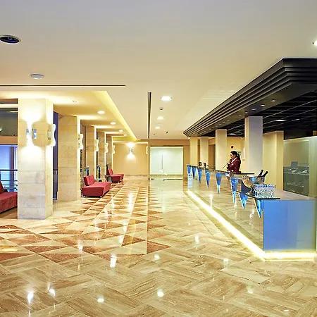 Отель Hipotels Playa La Barrosa - Adults Only Чиклана-де-ла-Фронтера