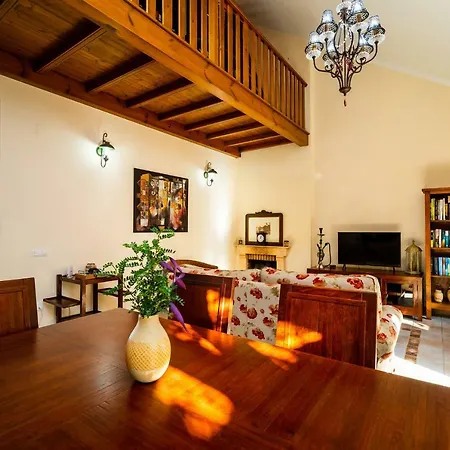 Casa Los Laureles Holiday home