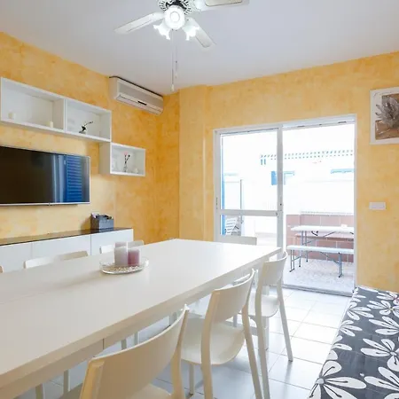 La Almadraba Apartment