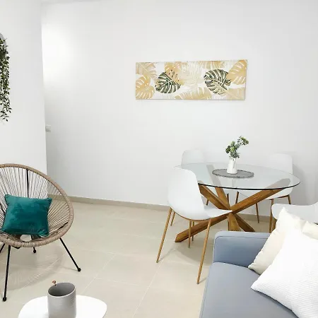 Relax Chiclana-aparcamiento Privado-tv Cable-wifiplus-aire Acond-incluido Apartment *