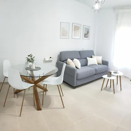 Apartment Relax Chiclana-aparcamiento Privado-tv Cable-wifiplus-aire Acond-incluido *