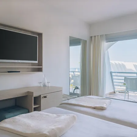 Iberostar Waves Royal Andalus 4*