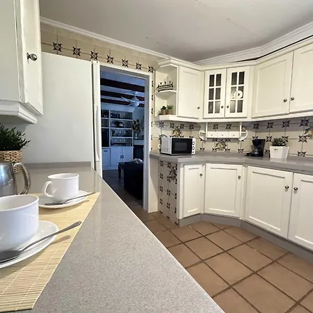 Ref. Italia Carrajolilla Apartment