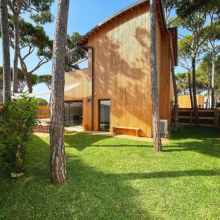 Biopasivos Living Pura Madera Aparthotel Chiclana de la Frontera