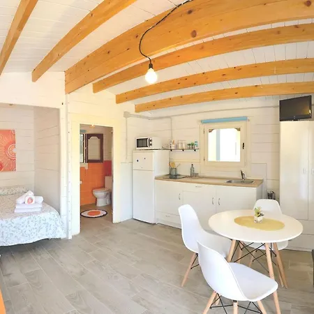 Chiclana-cabana-parking-blue